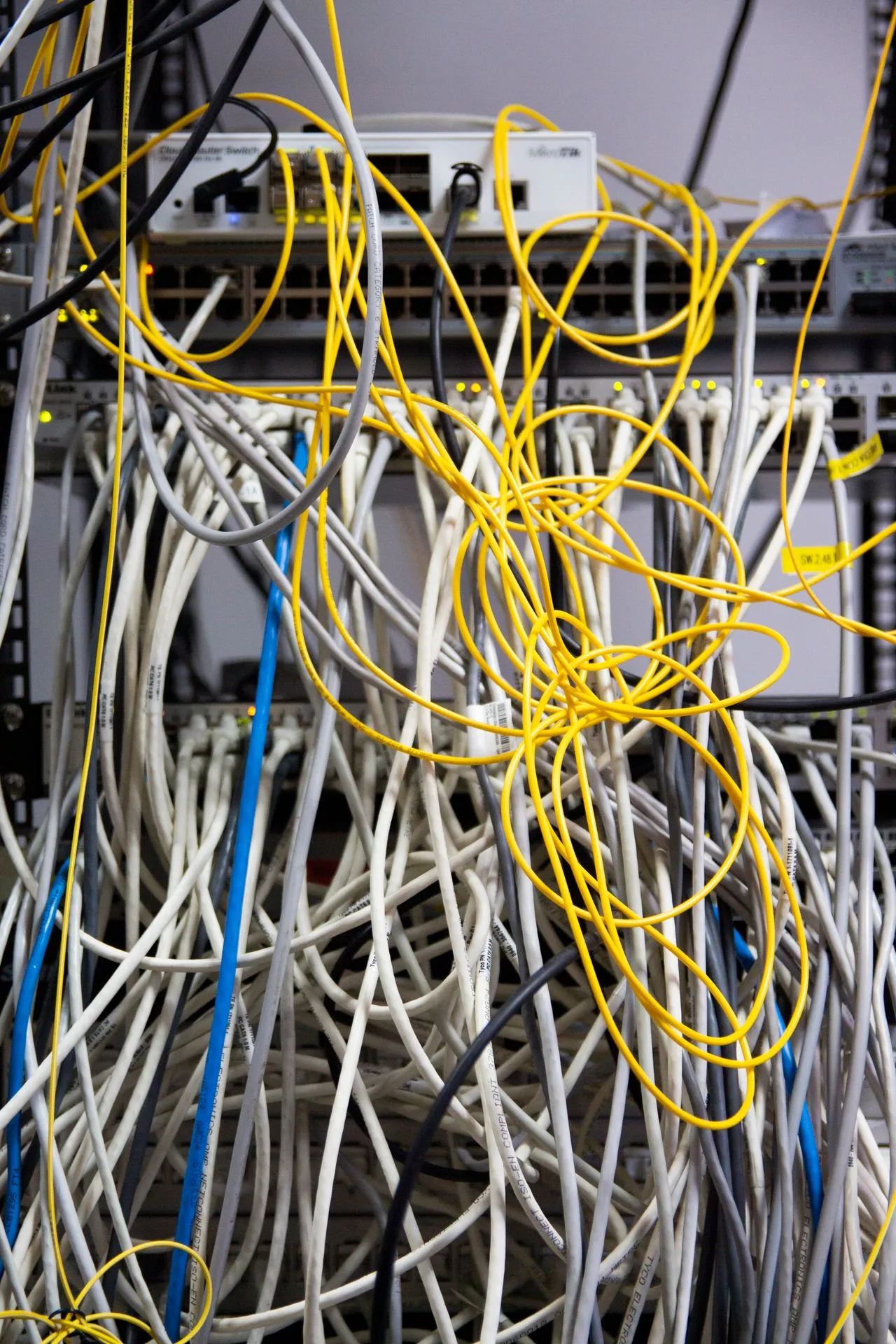 Messy cabling